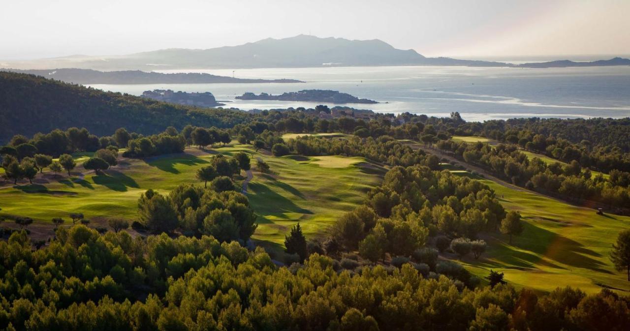 Superbe Villa-Domaine Avec Golf Piscine Et Tennis Saint-Cyr-sur-Mer Exteriér fotografie